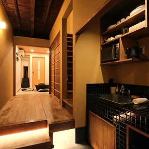 アパート Tsumugi Horikawakichimonji, 京都市